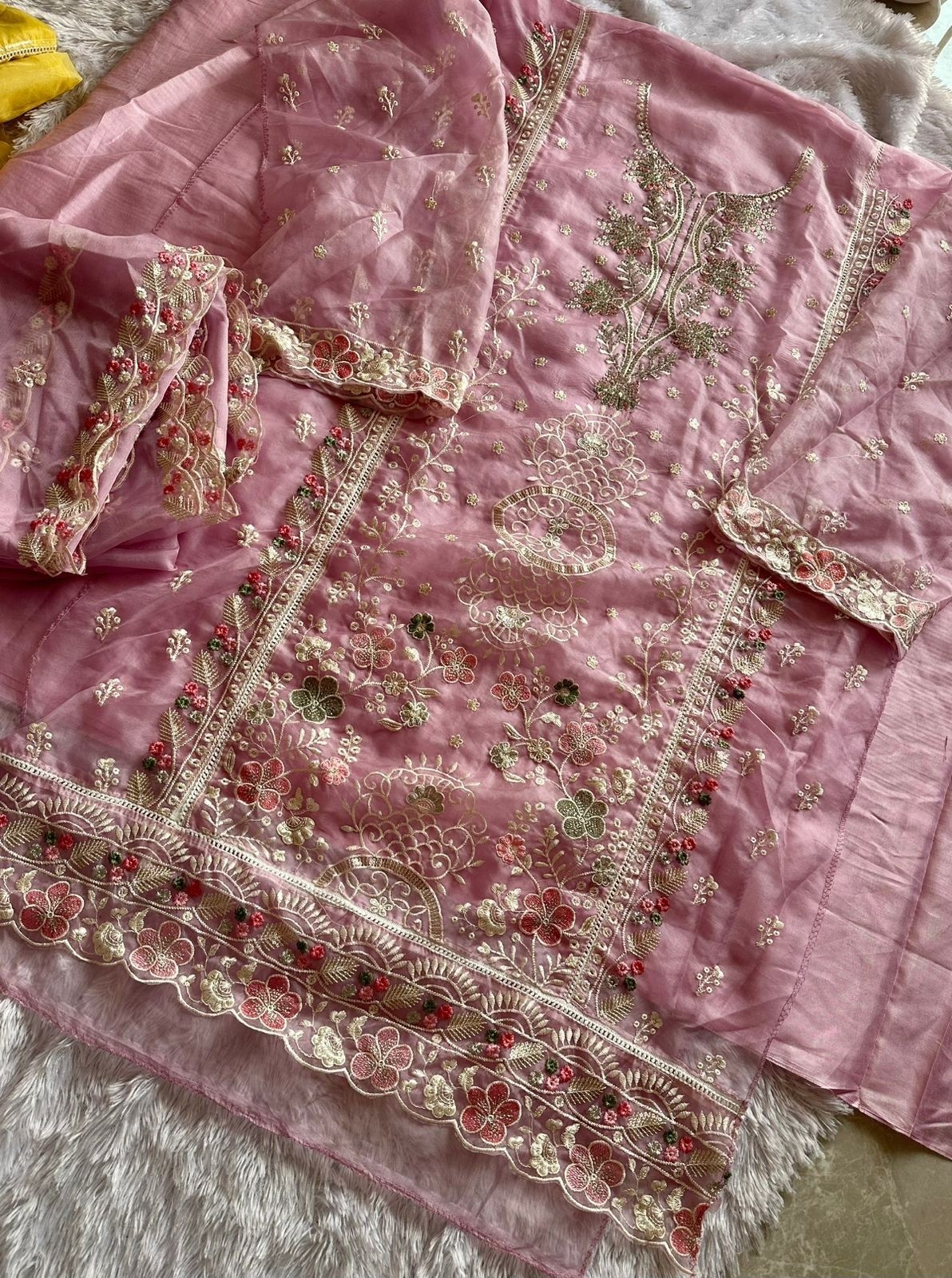 MEHBOOB TEX 1497 D PAKISTANI SALWAR SUITS WHOLESALE ONLINE SINGLE