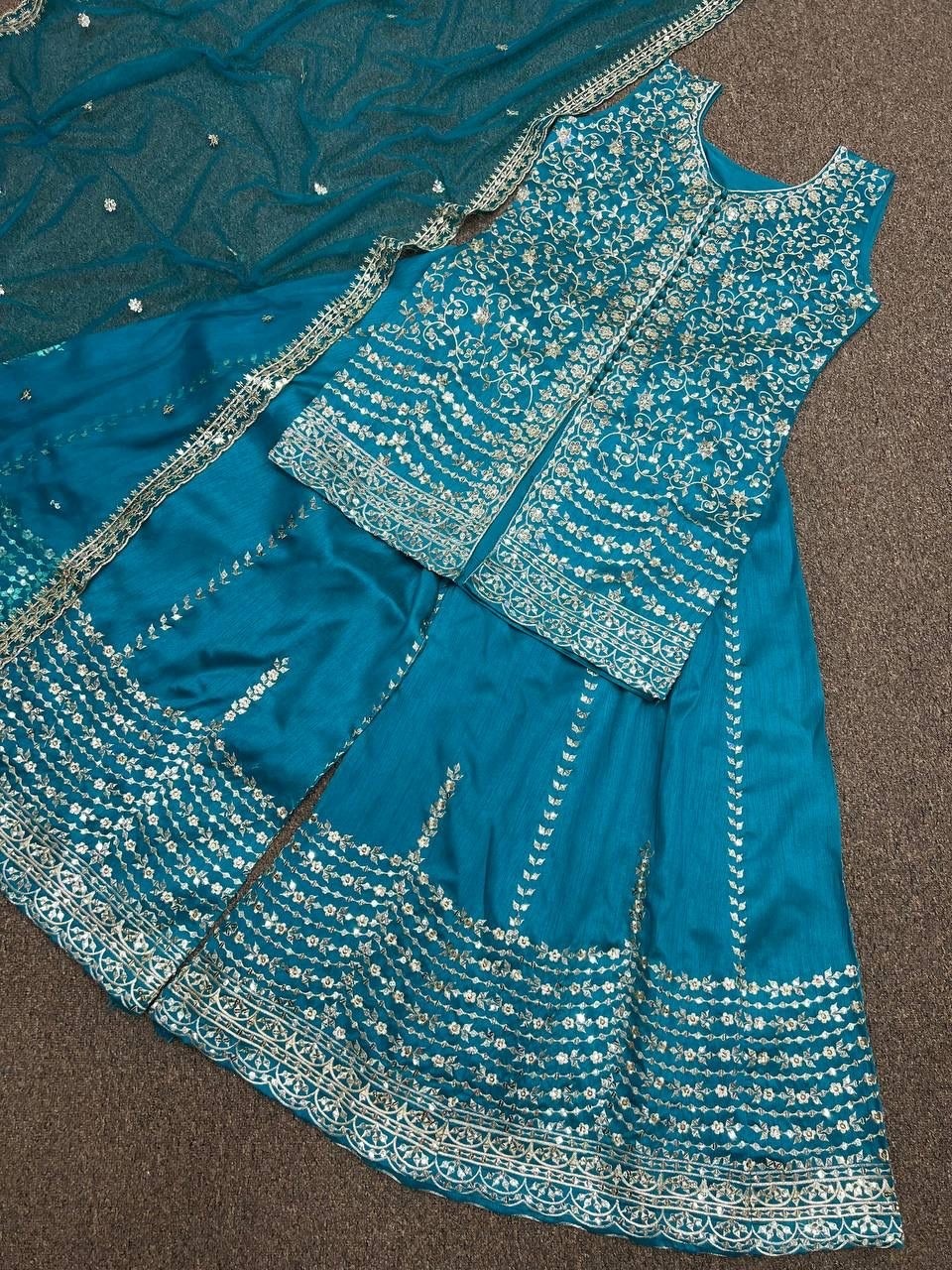 DHK 1261 FANCY PAKISTANI SUITS DEALER
