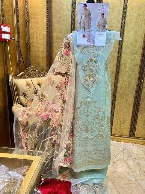 SHARADDHA DESIGNER BAROQUR 302 PAKISTANI SUITS