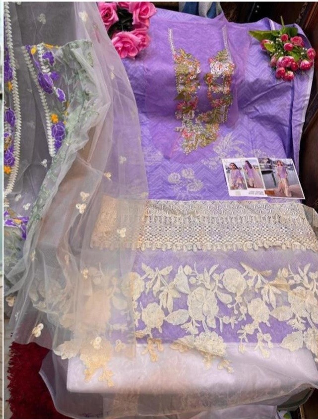 HOOR TEX SANA SAFINA PREIMIUM LAWN COLLECTTION 21005-B PAKISTANI SUITS SINGAIL PIESE AVAILABAL IN SURAT