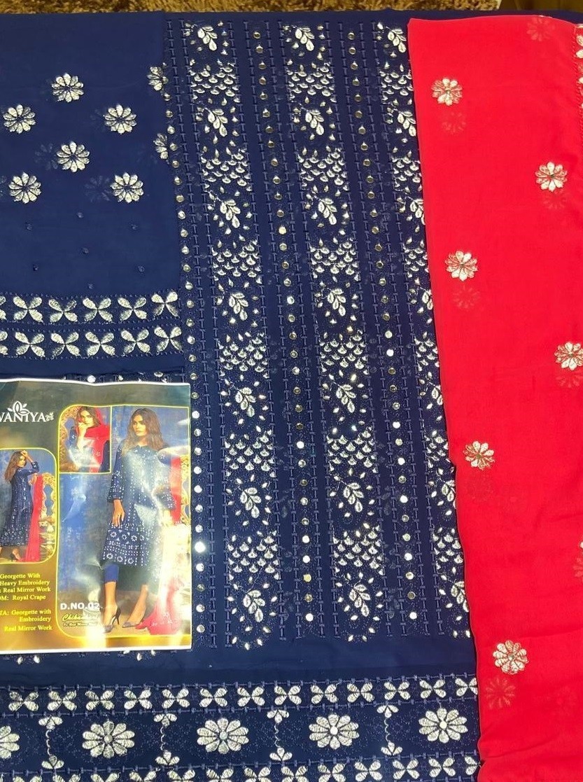 WANIAYA CAHIKANKARI NEWIBLUE PAKISTANI SUITS