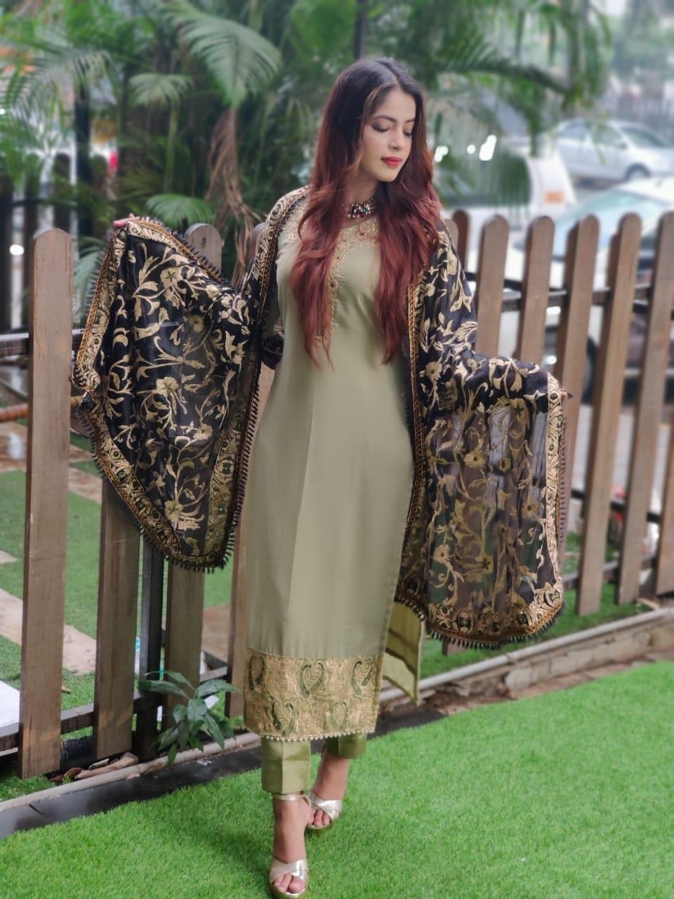 RUMAISA FASHION RF-107 ALIZEH BRIDAL COLLECTTION PAKISTANI SUIT SINGAL PIESE AVAILABALE
