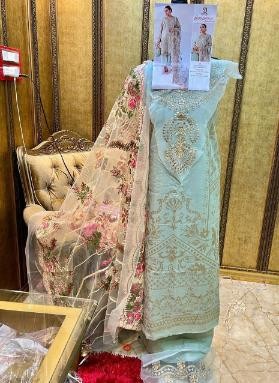 SHARADDHA DESIGNERS 302 BAROQUE DUPTTA WORK COLLECTION WHOLSALER PRICE PAKISTANI SUITS