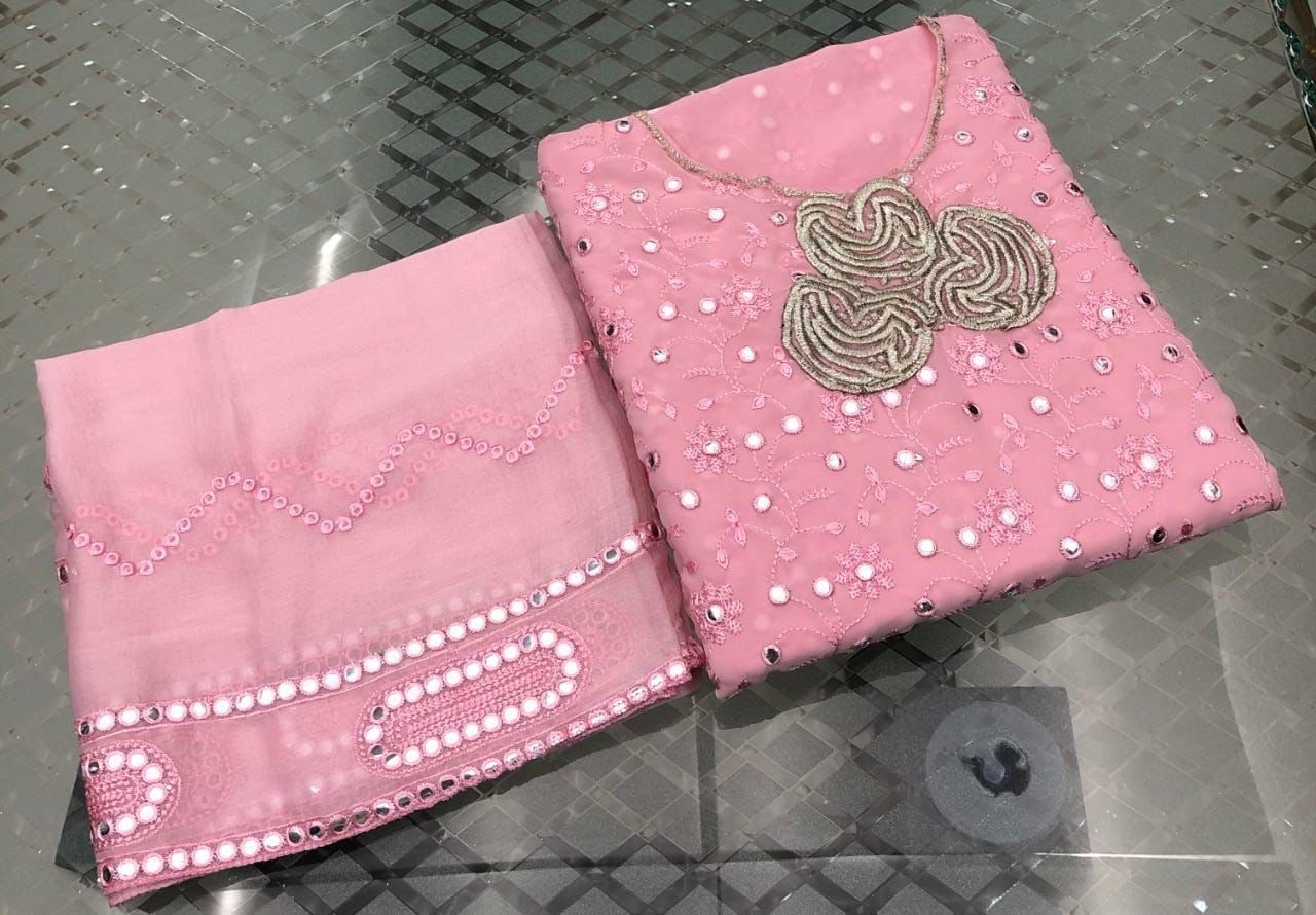 KILRUBA K-140 WHOLESALE PAKISTANI SUITS IN SURAT
