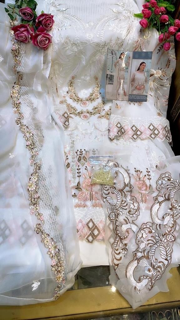 ZARQASH 2038-A NOOR WHOLESALER PAKISTANI SUIT GORGGETE
