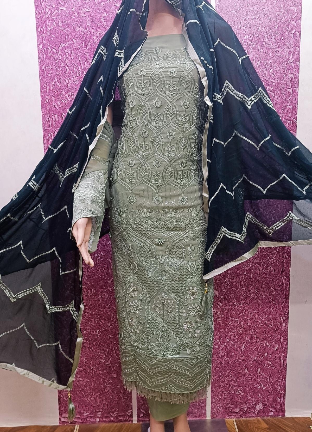 AFFAN CREATION 126 F GREEN PAKISTANI DRESS ONILINE 