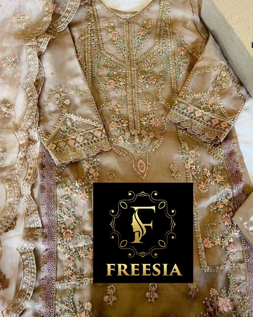 FREESIA SADABAHAR FIRDOUS PAKISTANI SUITS WITH PRICE
