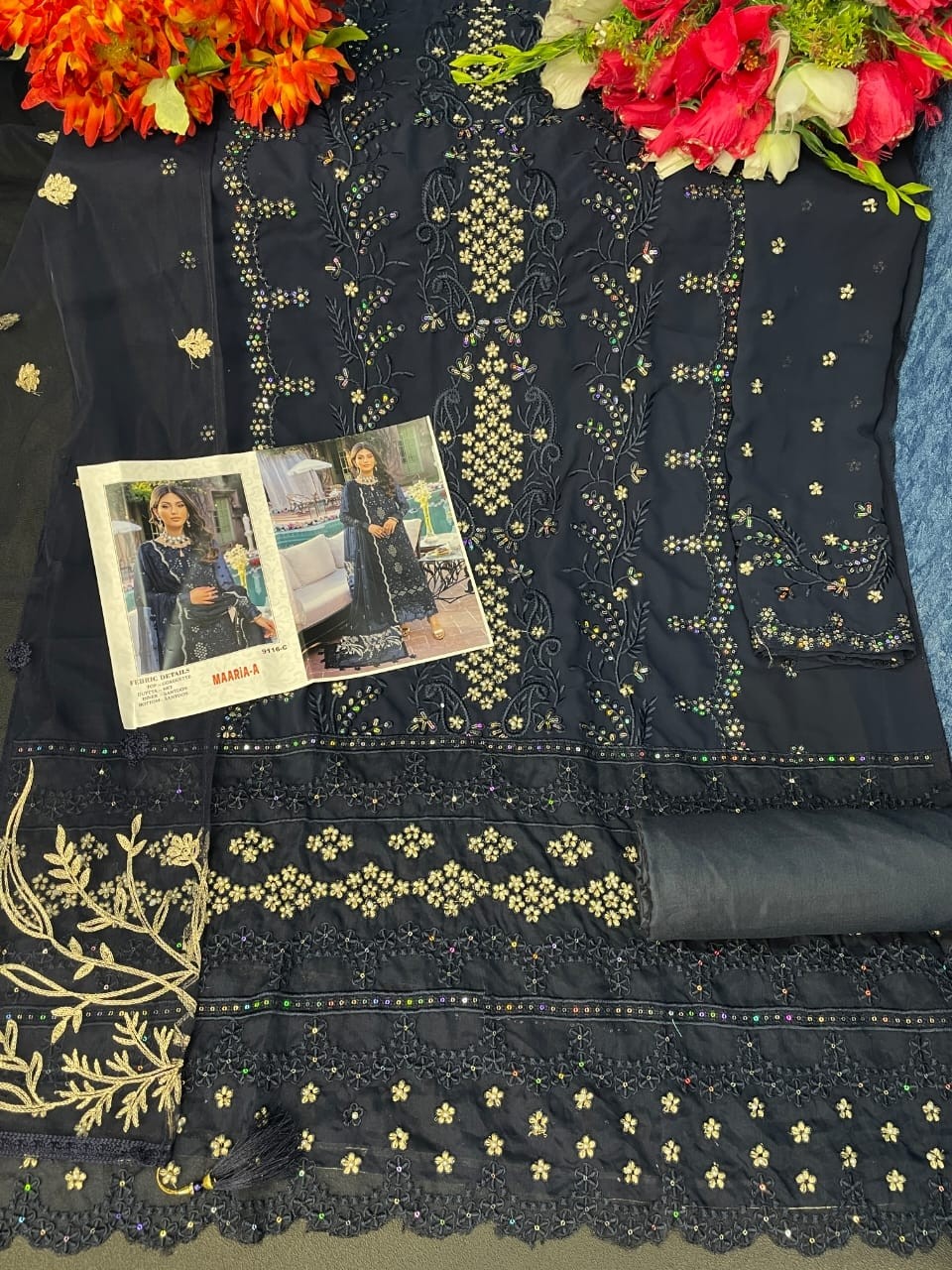 MAARIA A 9116 A TO 9116 E PAKISTANI SUITS SUPPLIER BY SINGLE