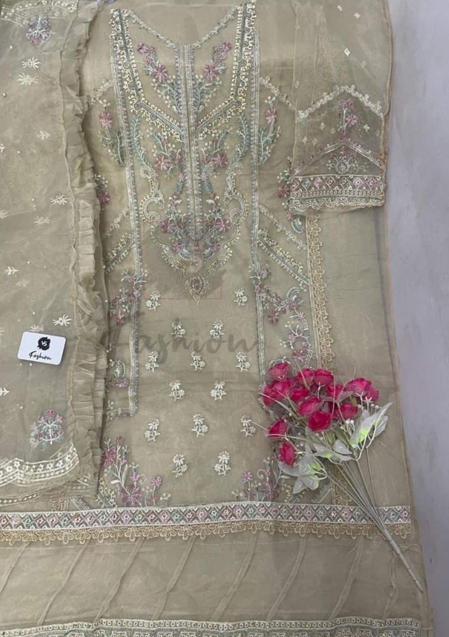 VS FASHION 11004 PAKISTANI SUITS WHOLESALER 
