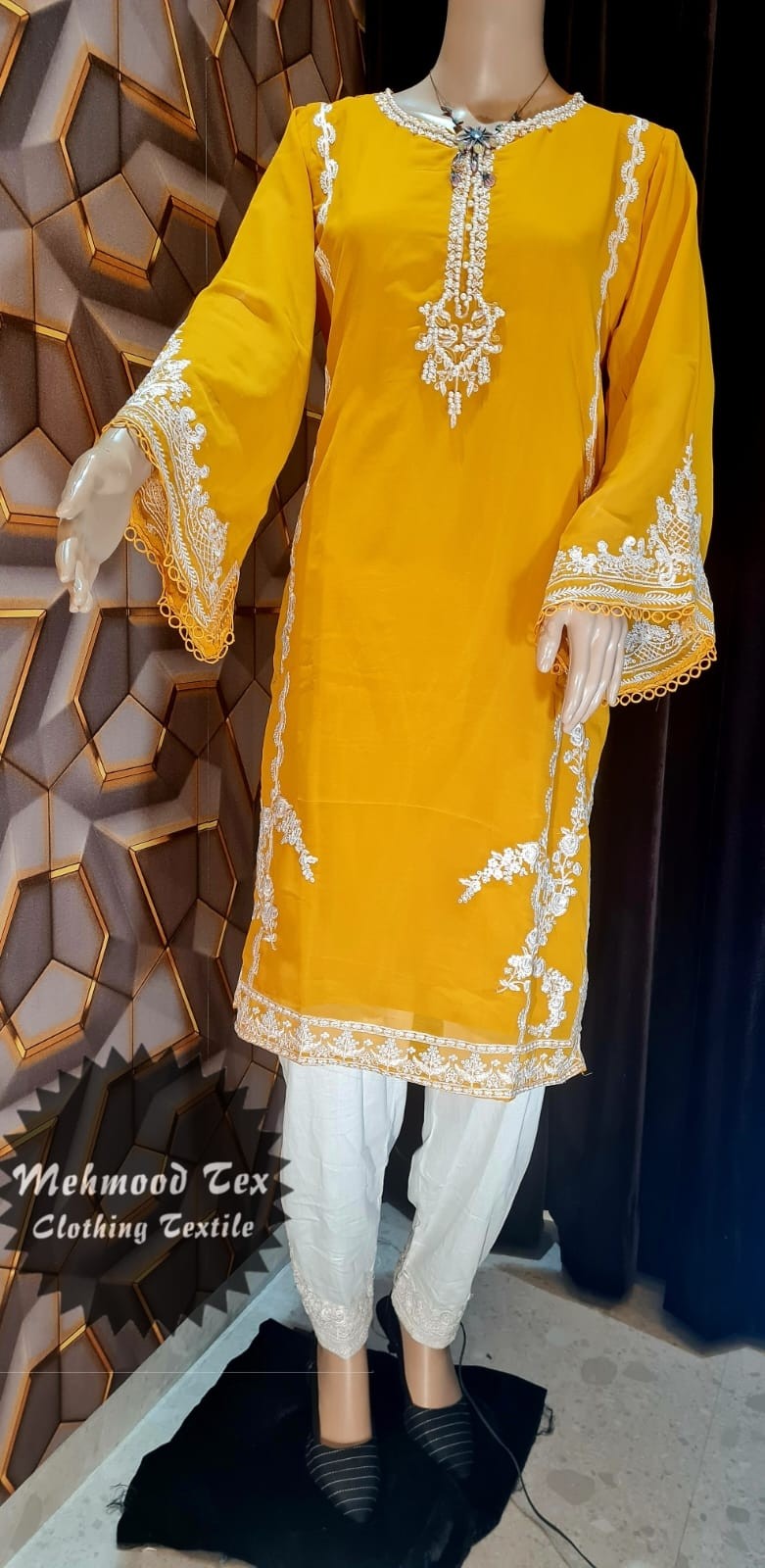MEHMOOD TEX YELLOW LATEST PAKISTANI KURTIS SINGLE ONLINE 