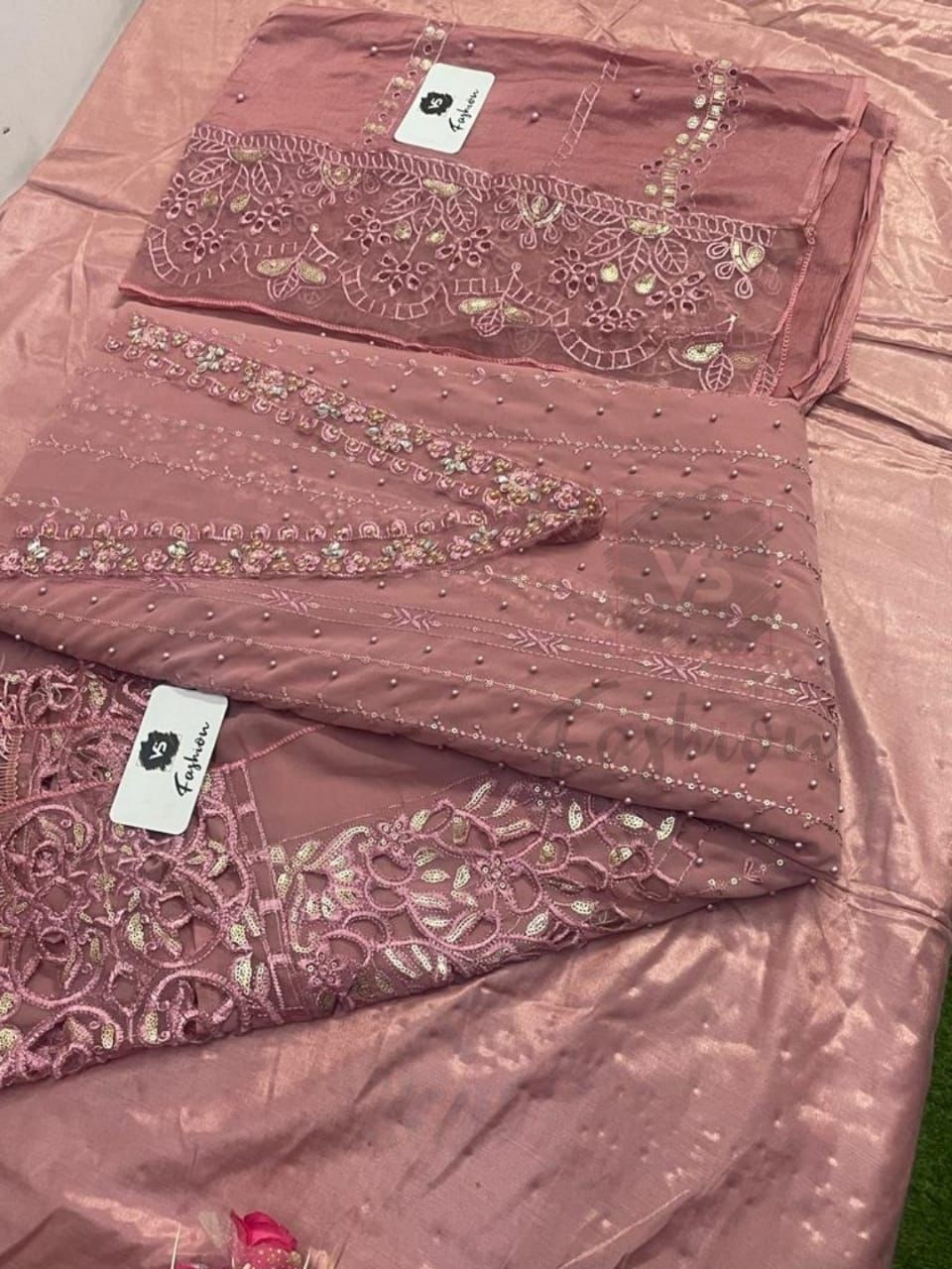 VS FASHION 1154 TO 1154 K PAKISTANI DRESSES SINGLE PIECE SURAT