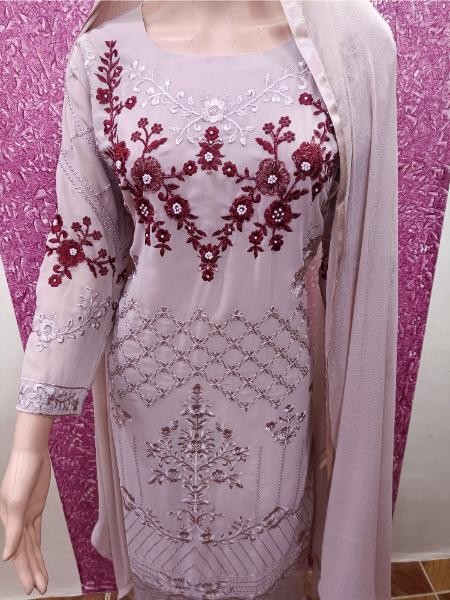 MADIHA FASHION READYMADE 01 PAKISTANI DRESS