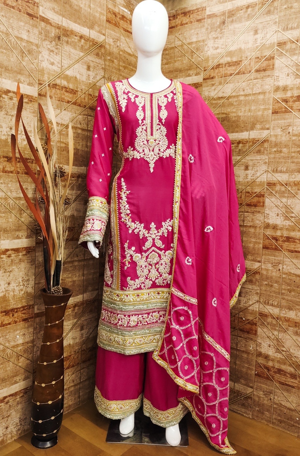 GULKAYRA DESIGNER 7406B HIT PAKISTANI SUITS