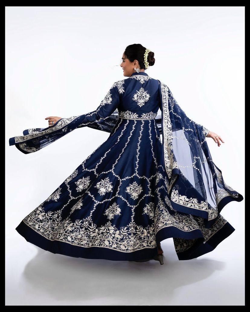 LC 1298 READYMADE GOWN BY SURAT