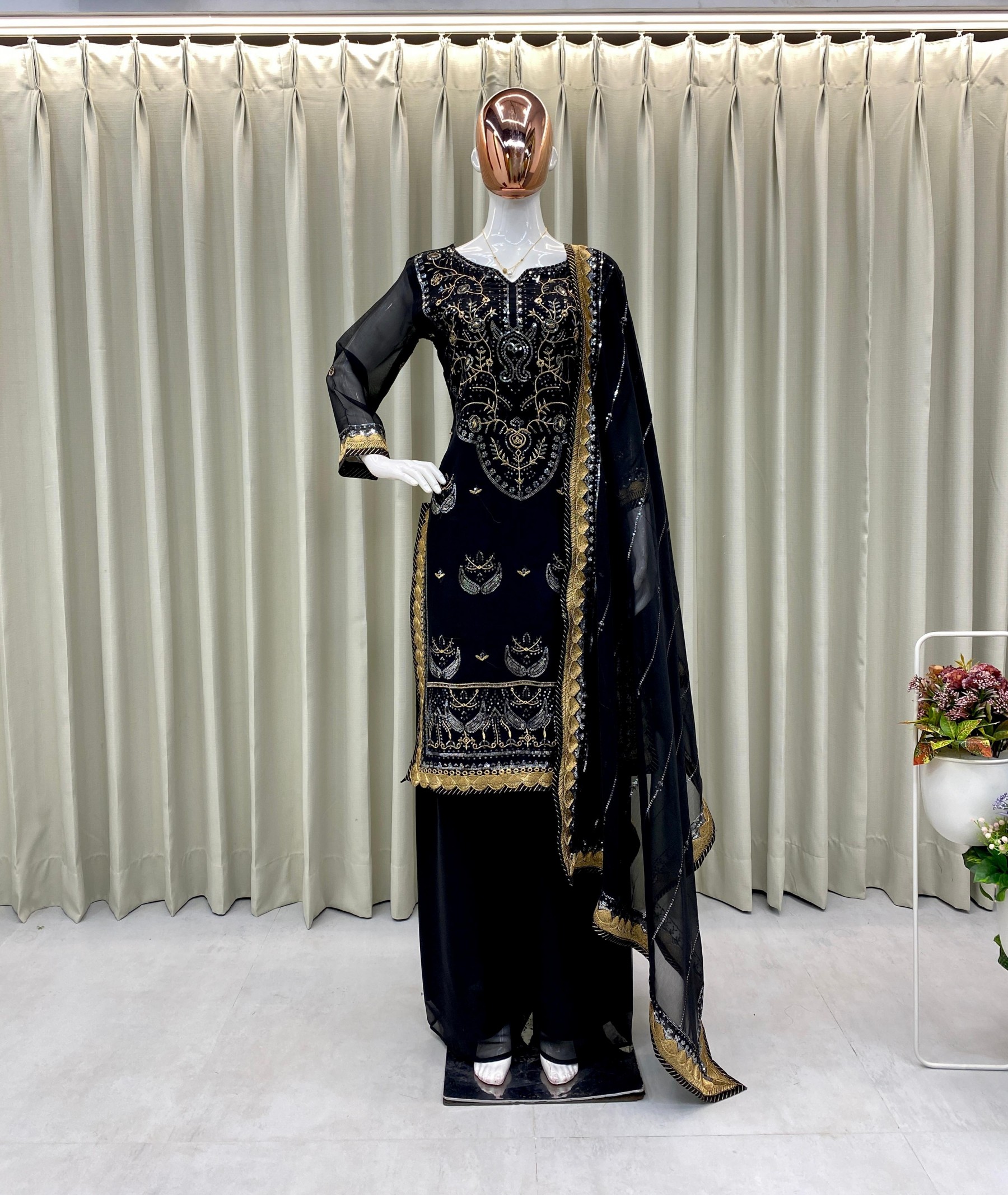 BE 300 READYMADE PAKISTANI SUITS 