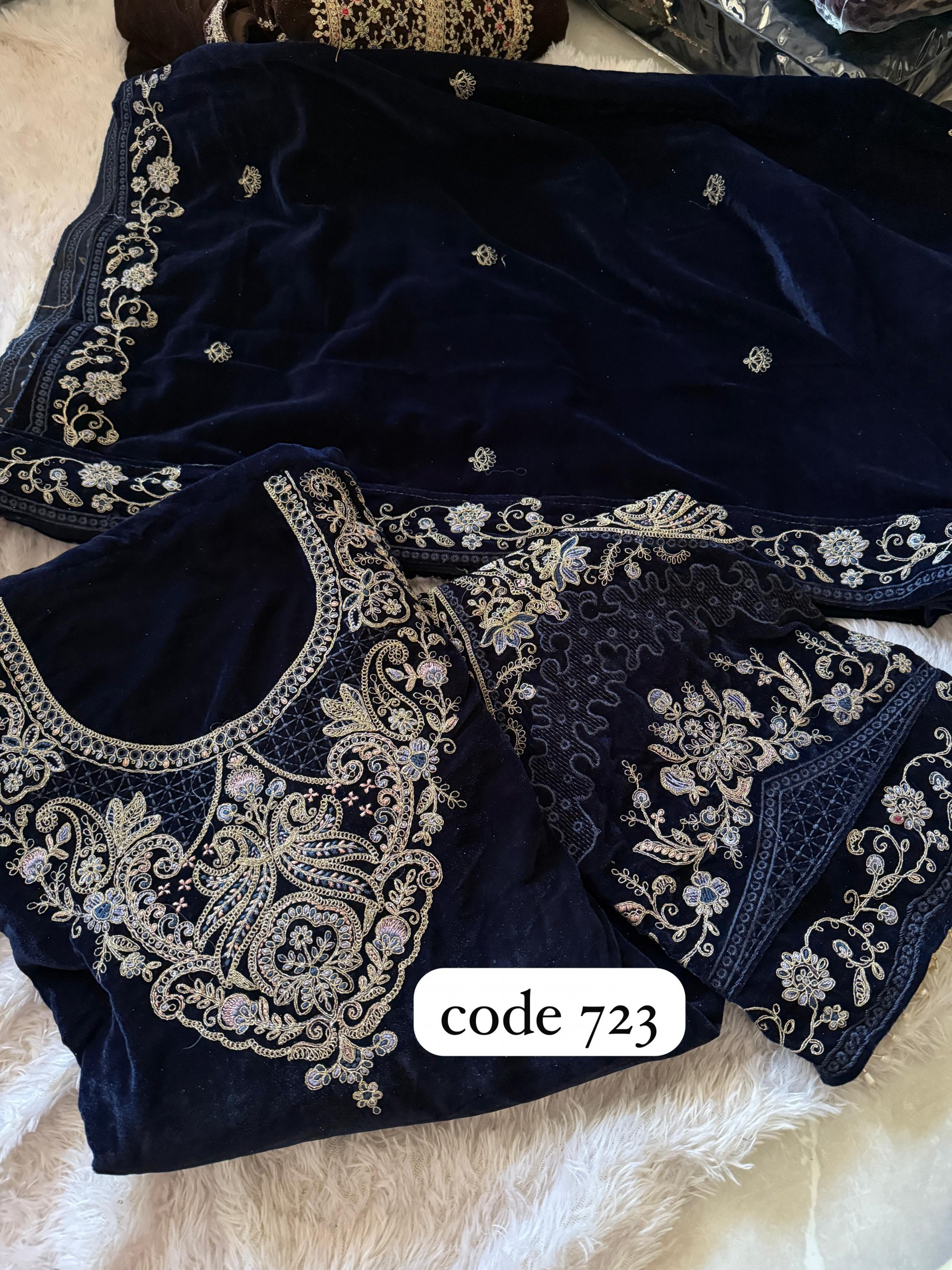 ZIAAZ DESIGNS 723 VELVETS PAKISTANI DRESS NAVY BLUE 
