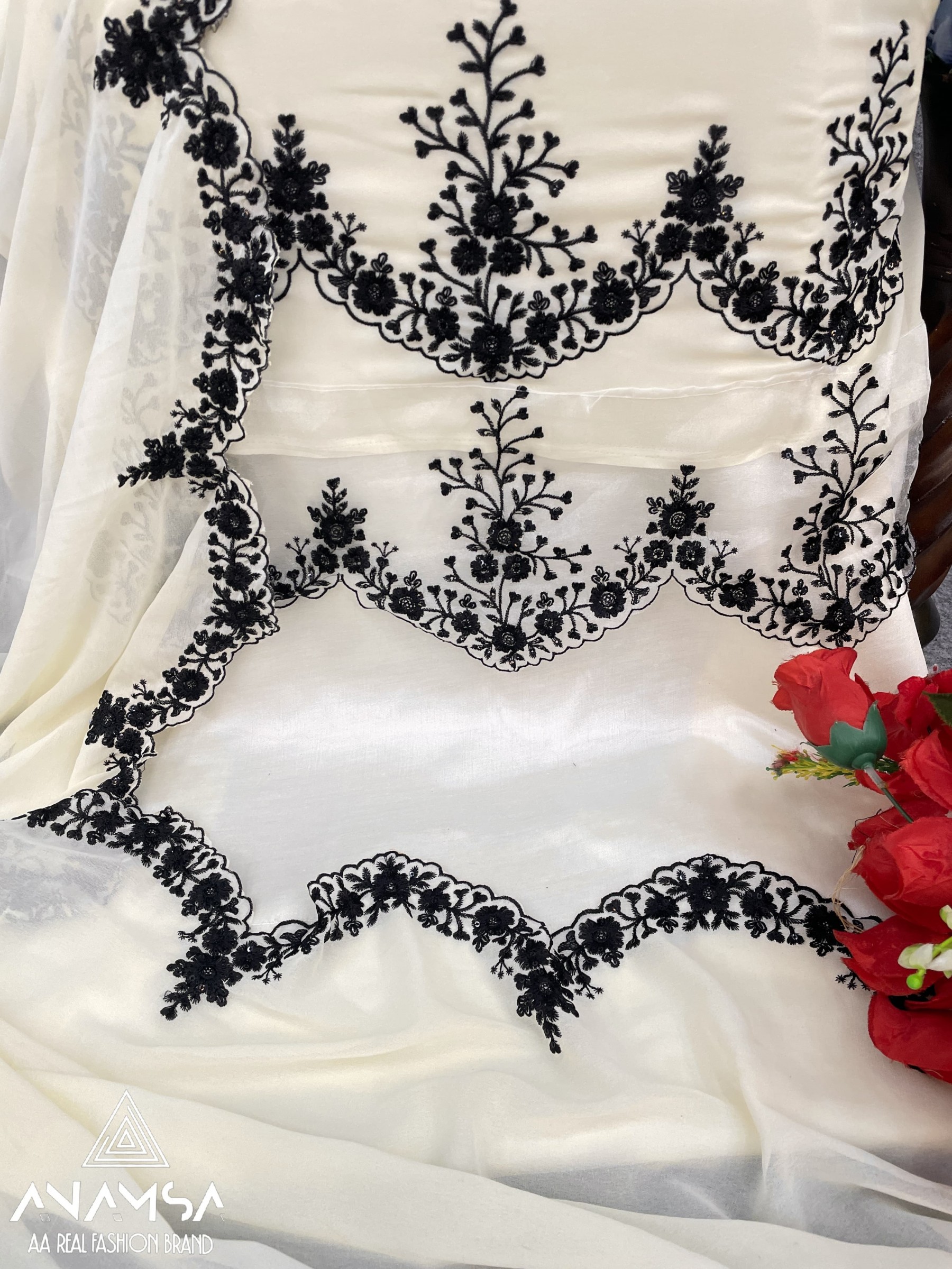 ANAMSA SEMI STICH COLLECTION 573 WHITE PAKISTANI DRESS