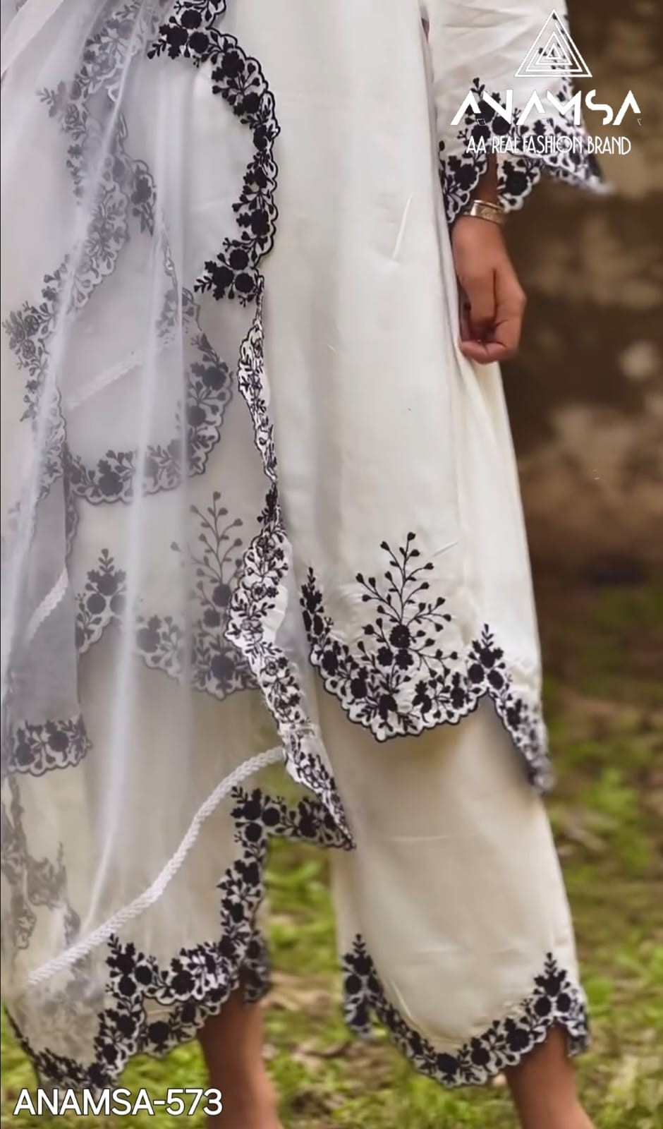 ANAMSA SEMI STICH COLLECTION 573 WHITE PAKISTANI DRESS