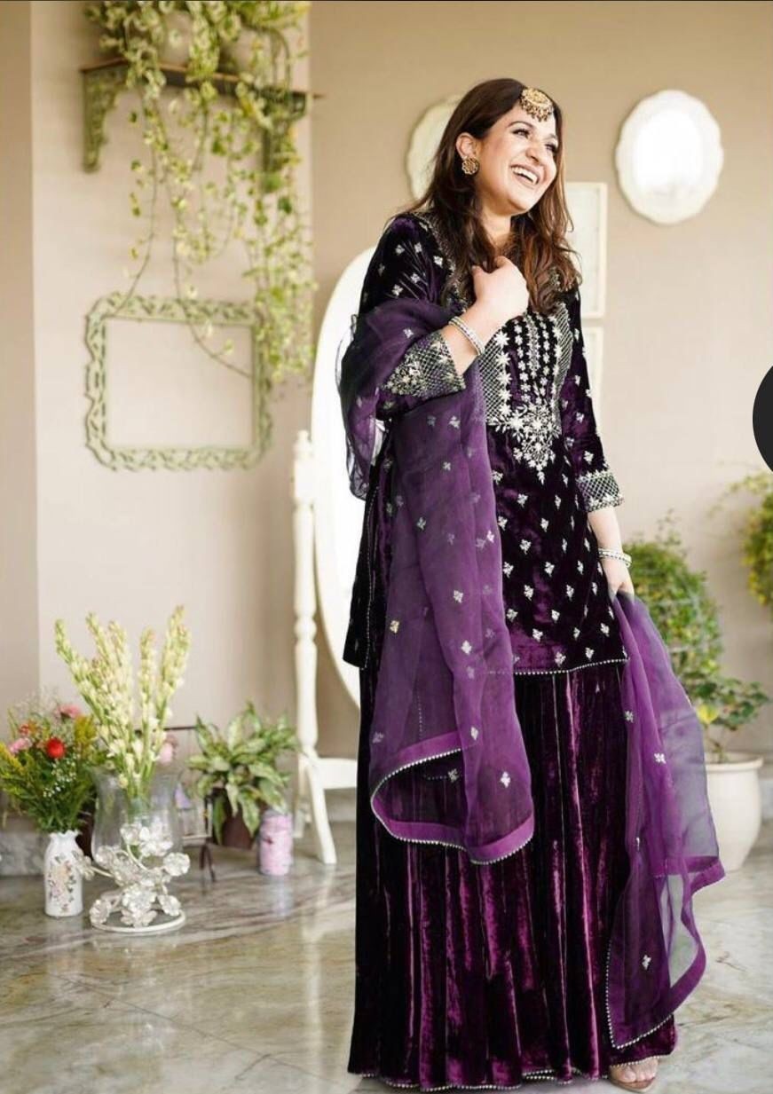 FD 7836 VELVET STICHED PAKISTANI SUITS 