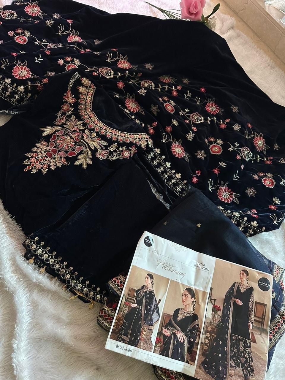 MEHBOOB TEX 1209 D VELVET PAKISTANI SUITS BLUE SHED