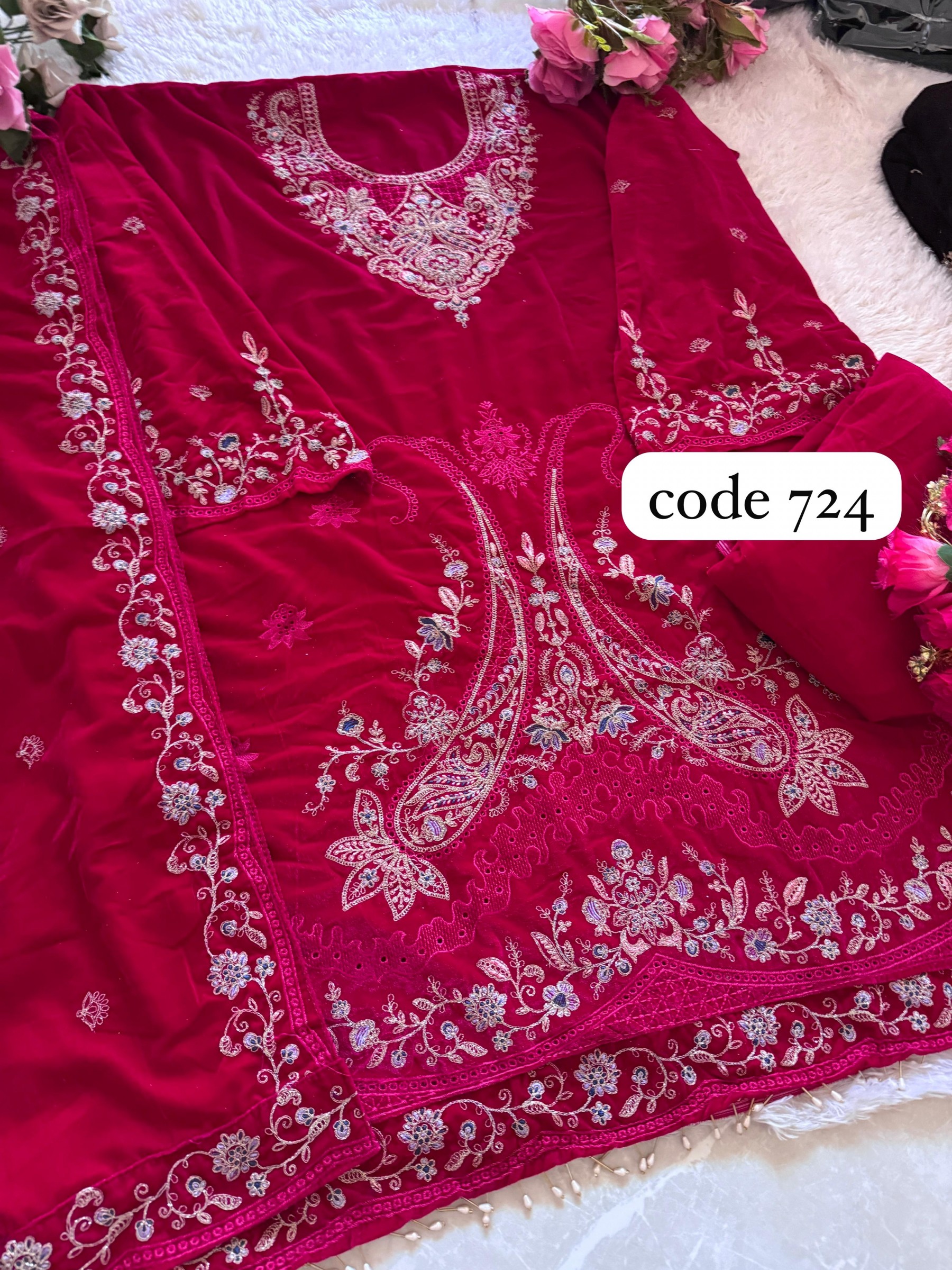 ZIAAZ DESIGNS 724 VELVETS PAKISTANI DRESS PINK