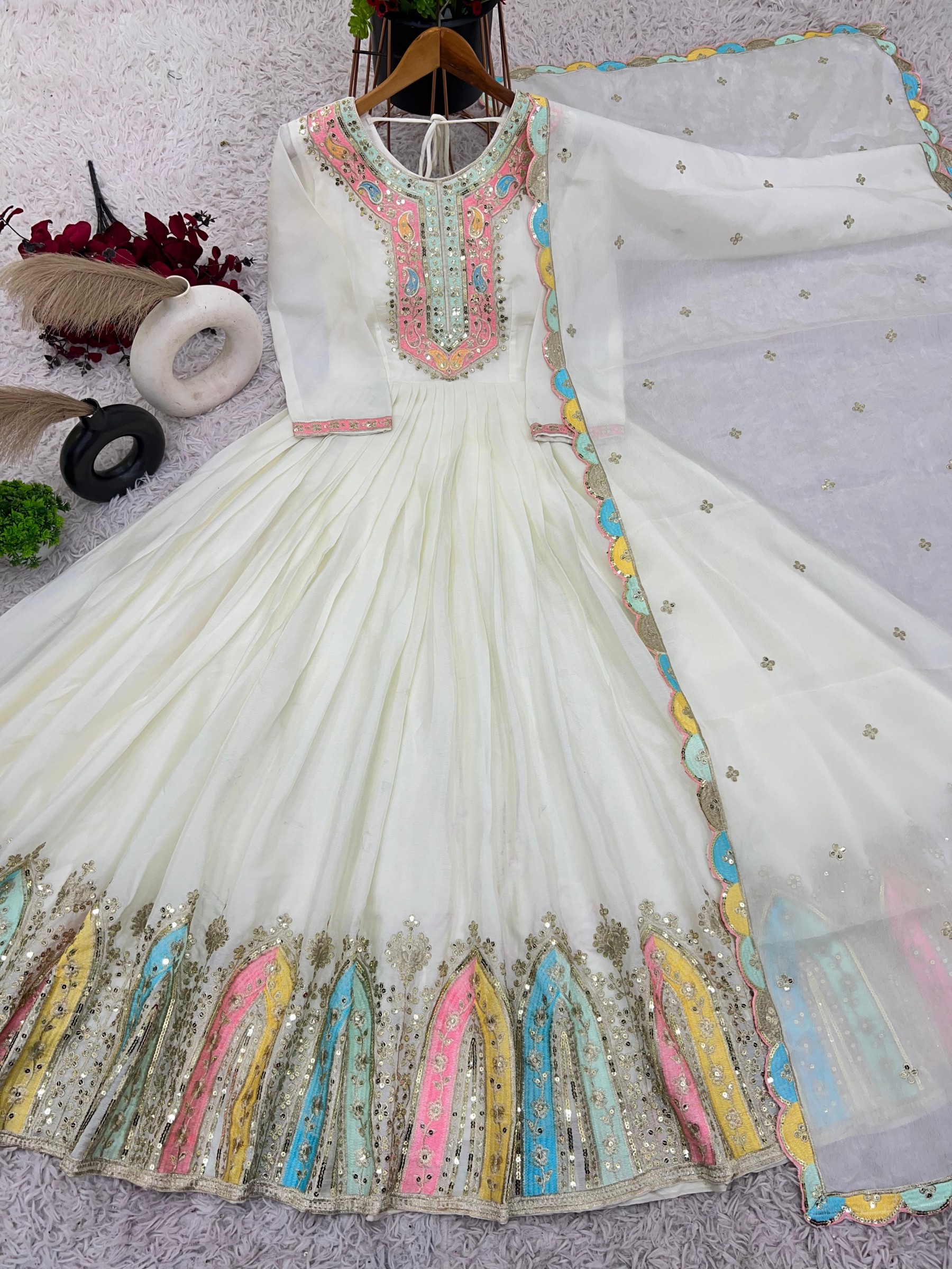 ZF 5002 WHITE BEST DESIGNER GOWN