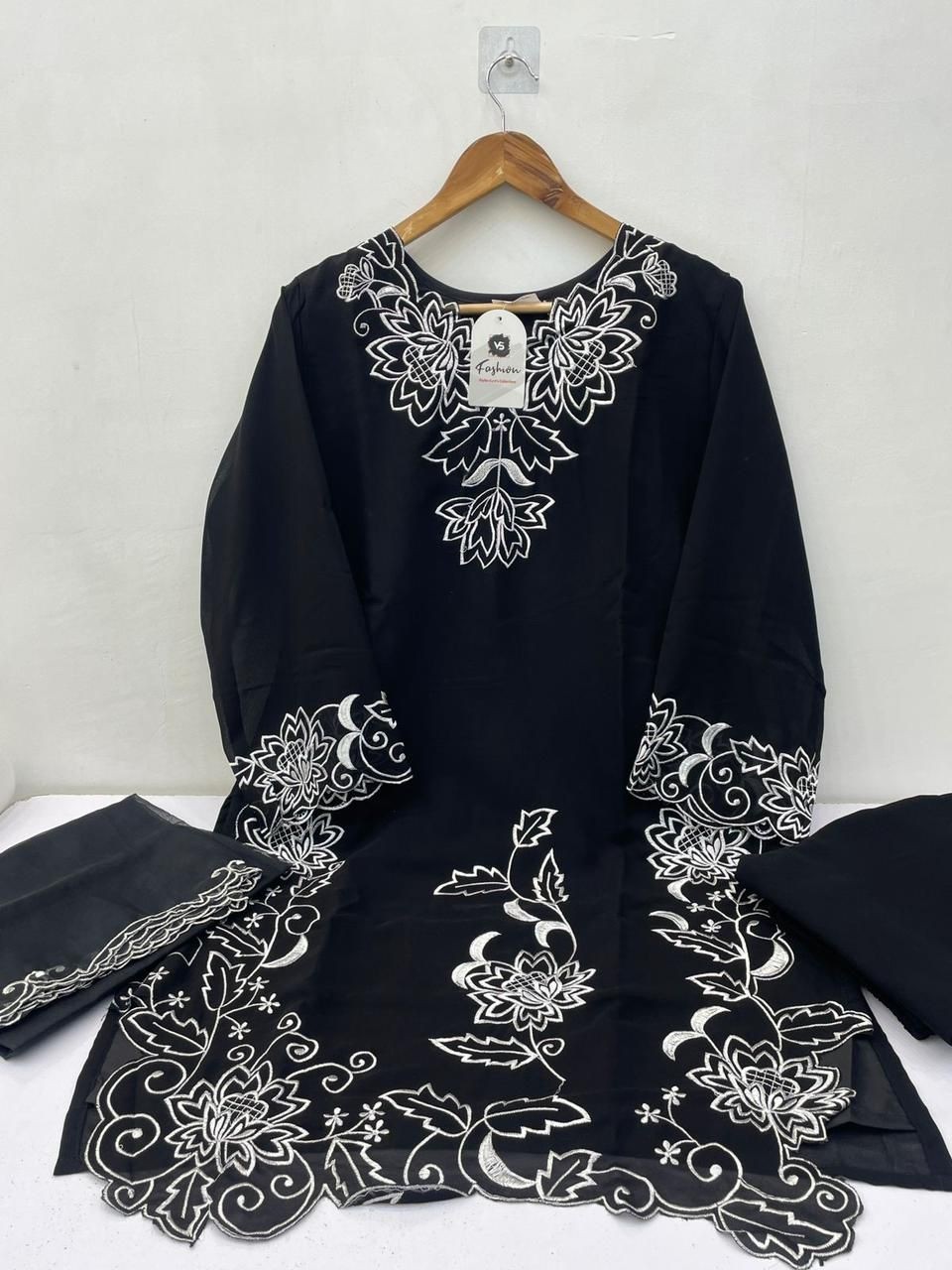 VS FASHION 12038 BLACK PAKISTANI KURTIS