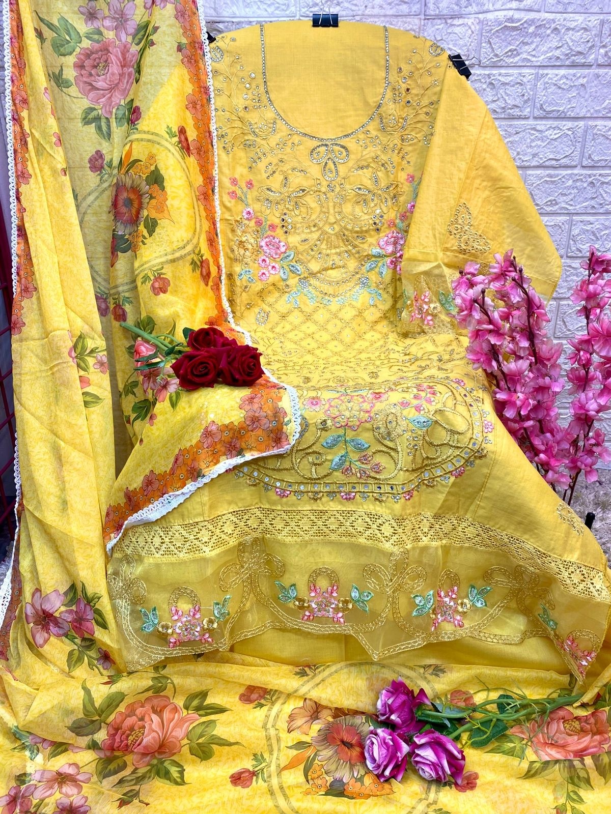 ALIF FASHION A 156 B PAKISTANI SALWAR SUITS DEALER WHOLESALE