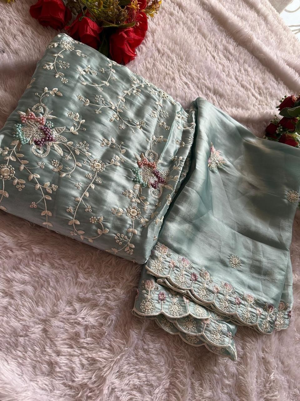 ZIAAZ DESINGNS 714 A PAKISTANI DRESSES 
