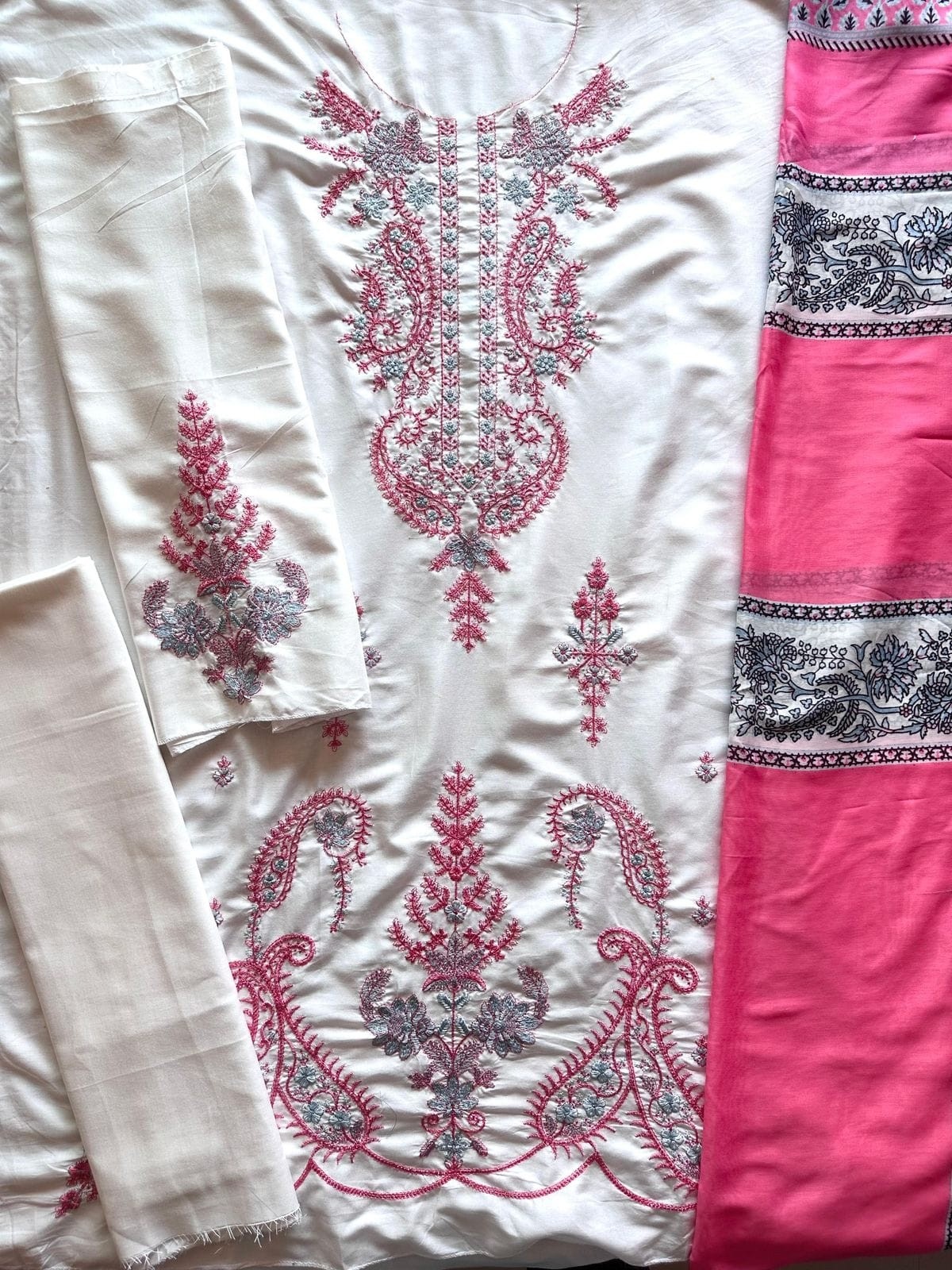 HAZZEL 038 E WHOLESALE PAKISTANI SUITS