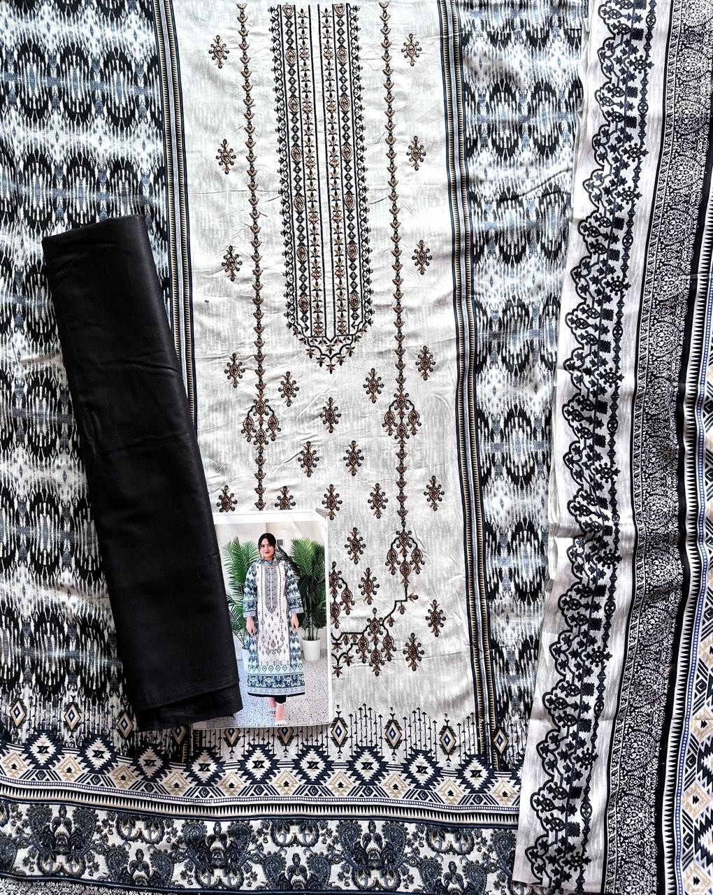 HAZZEL 0107 B BIN SAEED LAWN COLLECTION- 4 SALWAR SUITS BLACK
