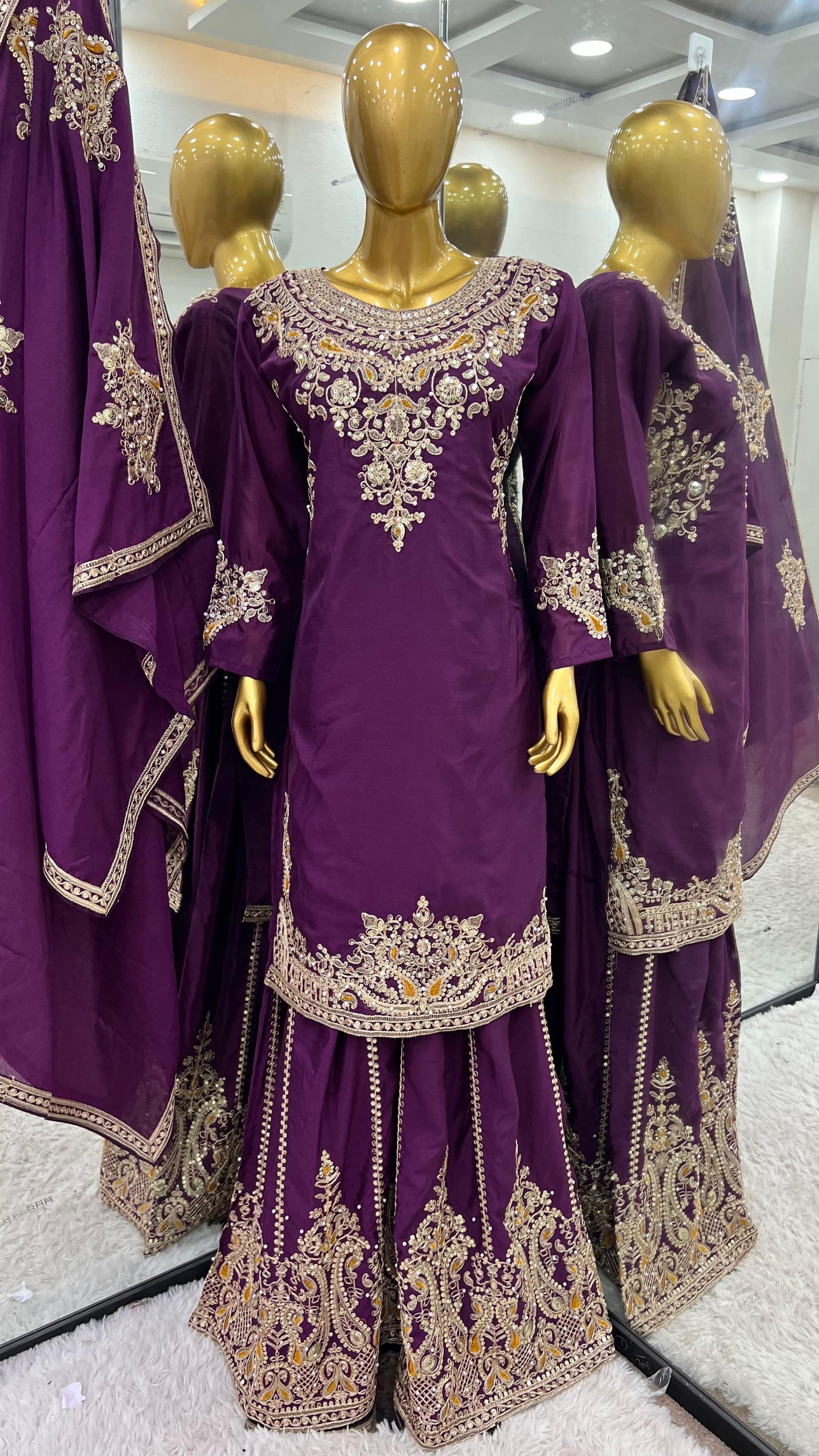 SHREE HARI SRK 5215 HIT DESIGN PAKISTANI DRESSES