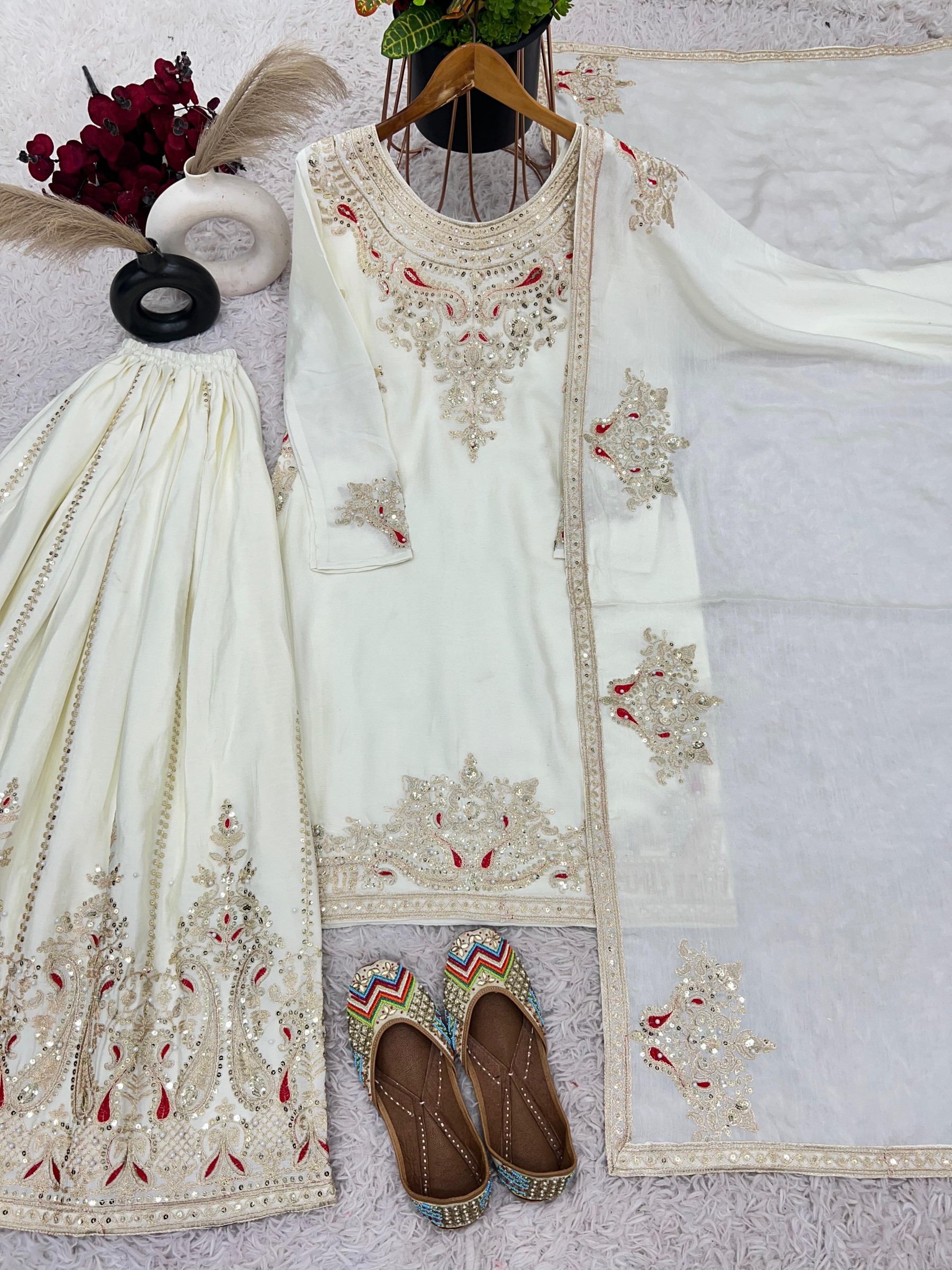 SHREE HARI SRK 5215 HIT DESIGN PAKISTANI DRESSES