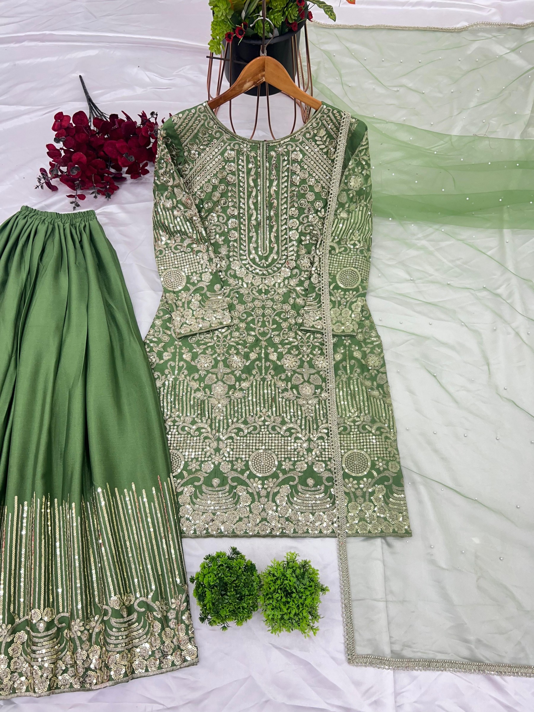 SHREE HARI ZSR 3103 STICHED PAKISTANI SUITS