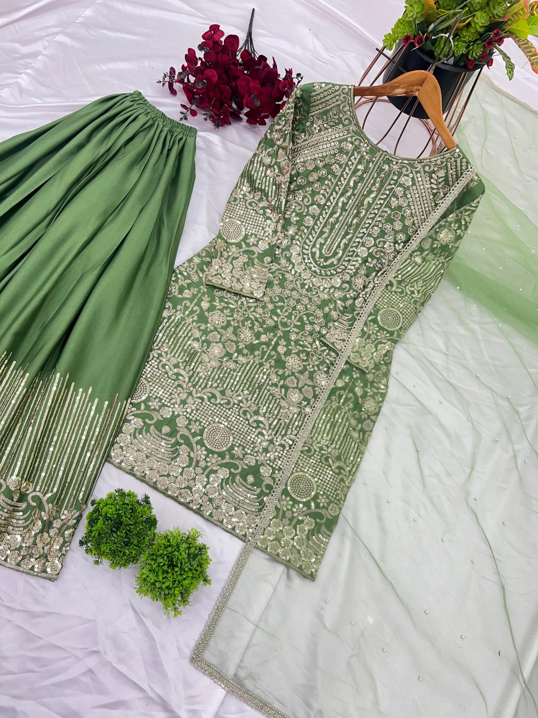 SHREE HARI ZSR 3103 STICHED PAKISTANI SUITS