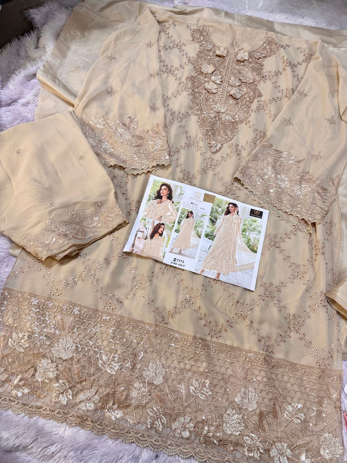 ZIAAZ DESIGNS 632 F BEAUTIFUL DESIGN PAKISTANI SALWAR SUITS