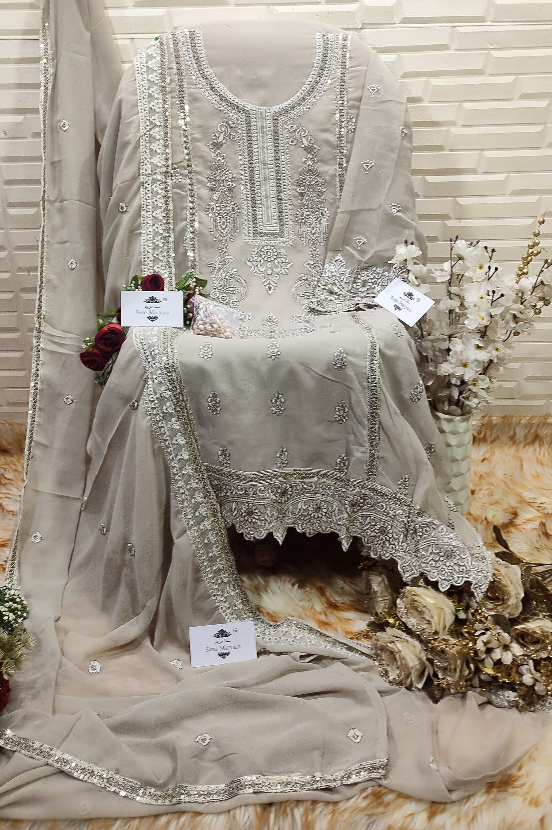 SANA MARYAM SM 186 LATEST PAKISTANI DRESSES