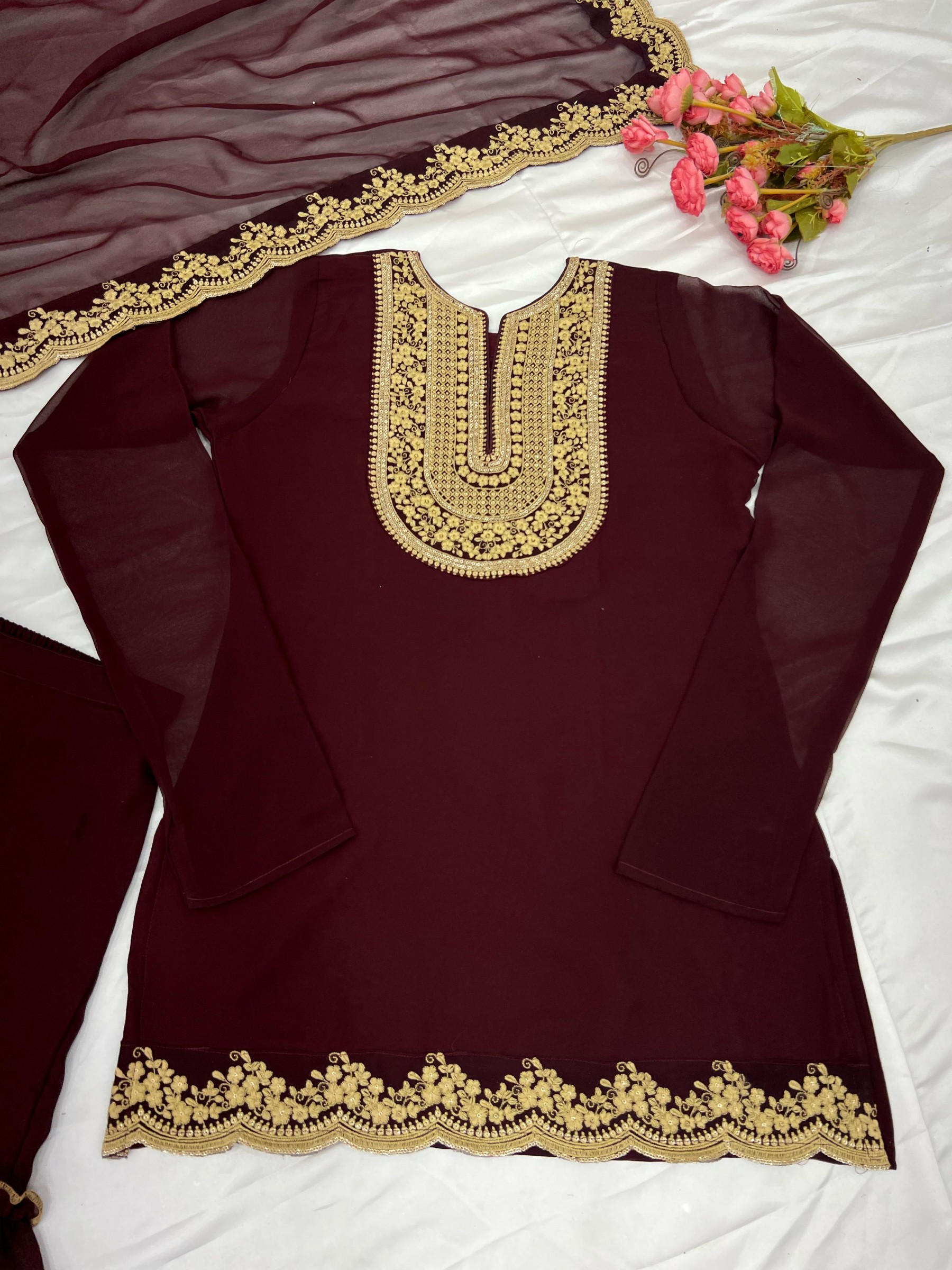 SHREE HARI SRK 5236 READYMADE PAKISTANI SUITS WHOLESALE