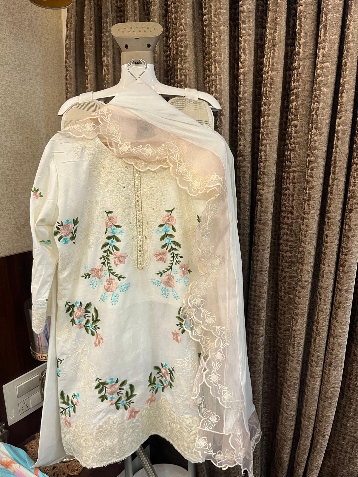 SOBIA NAZIR LUXURY SN 1033 PEARLWORK COLLECTION PAKISTANI SUITS