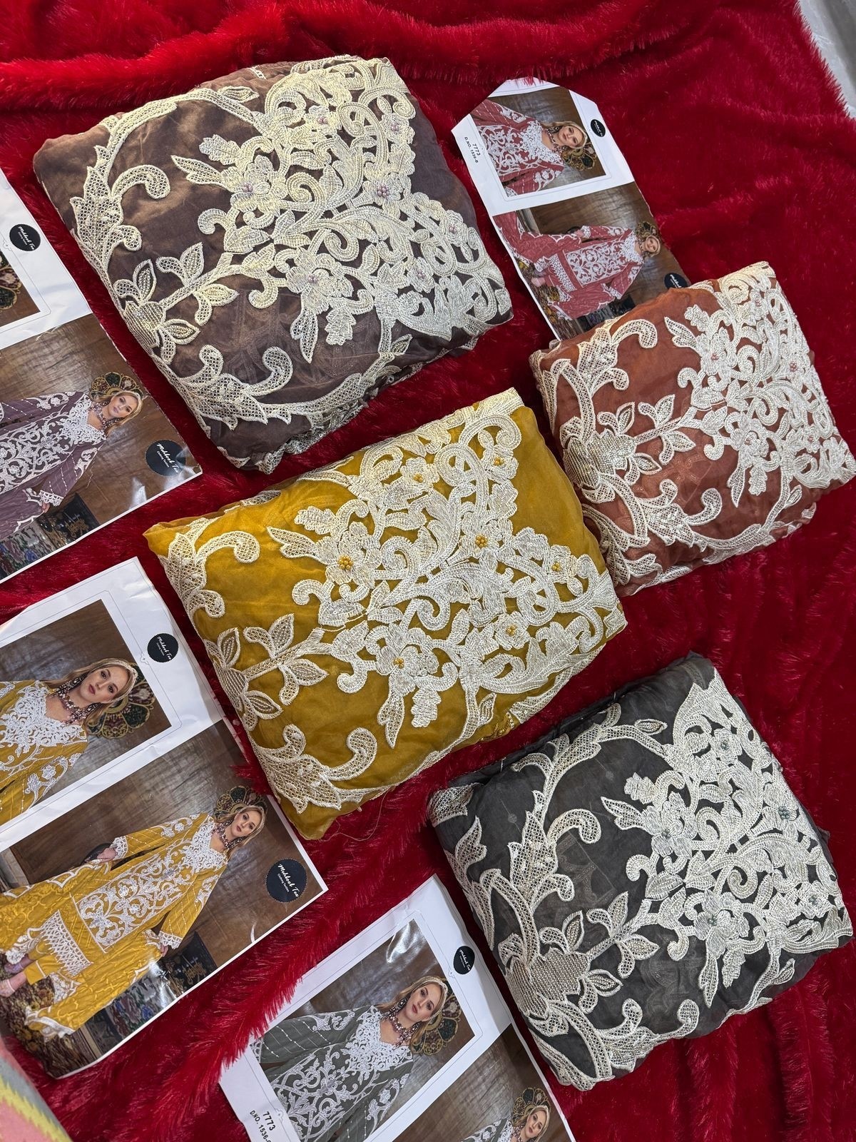 MEHBOOB TEX 1536 A ONLINE PAKISTANI SUITS