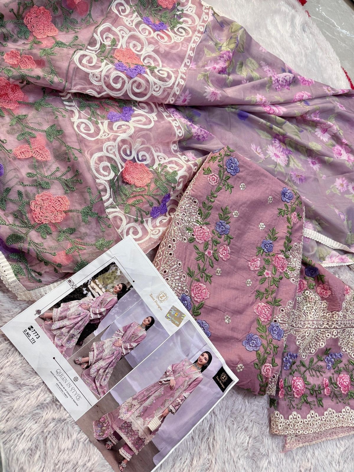 ZIAAZ DESIGNS 773 LATEST PAKISTANI SUITS 