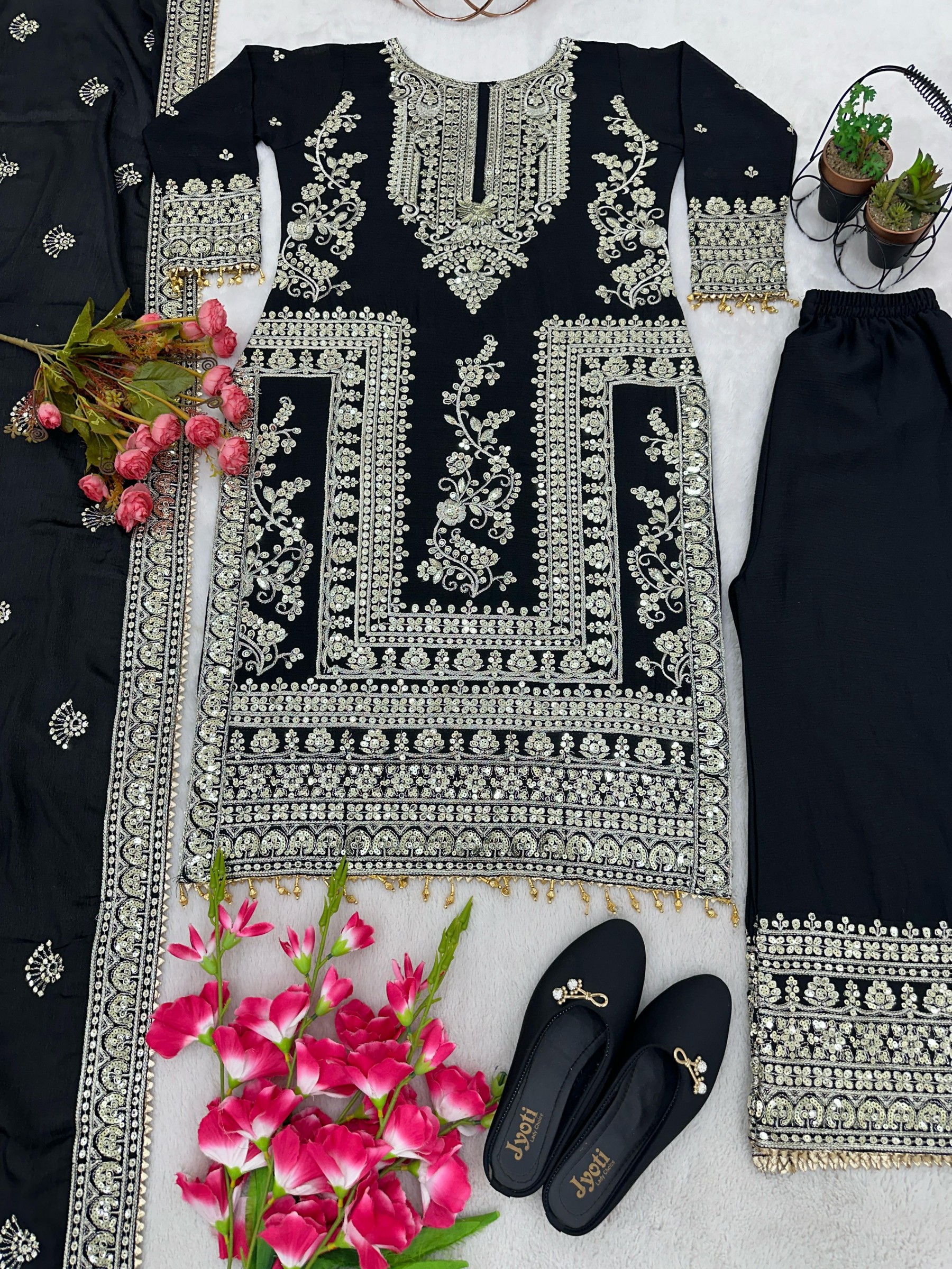 SHREE HARI SRK 5146 READYMADE EID COLLECTION SUITS
