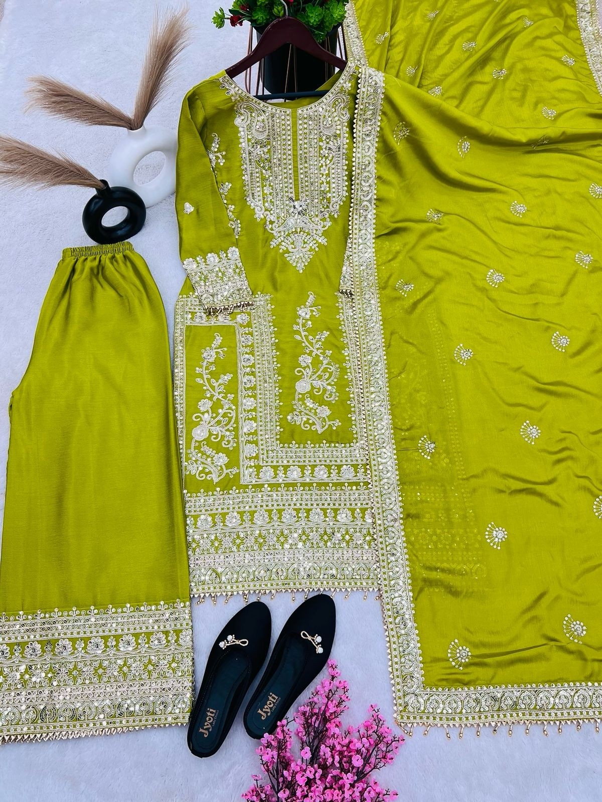 SHREE HARI SRK 5146 READYMADE EID COLLECTION SUITS