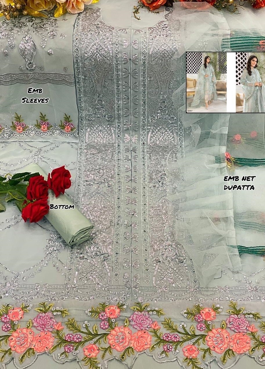 RAWAYAT MARIYA B MBROIDERED COLLĔCTION 2021 40007 WHOLESALER PRICE PAKISTANI SUITS SURAT
