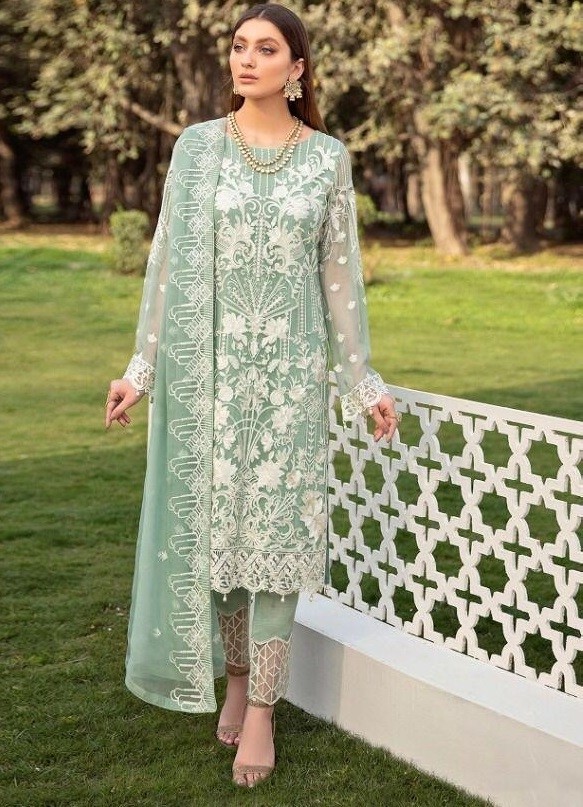COSMOS AAYRA VOL 18 DN 1802 PAKISTANI DRESS IN SURAT