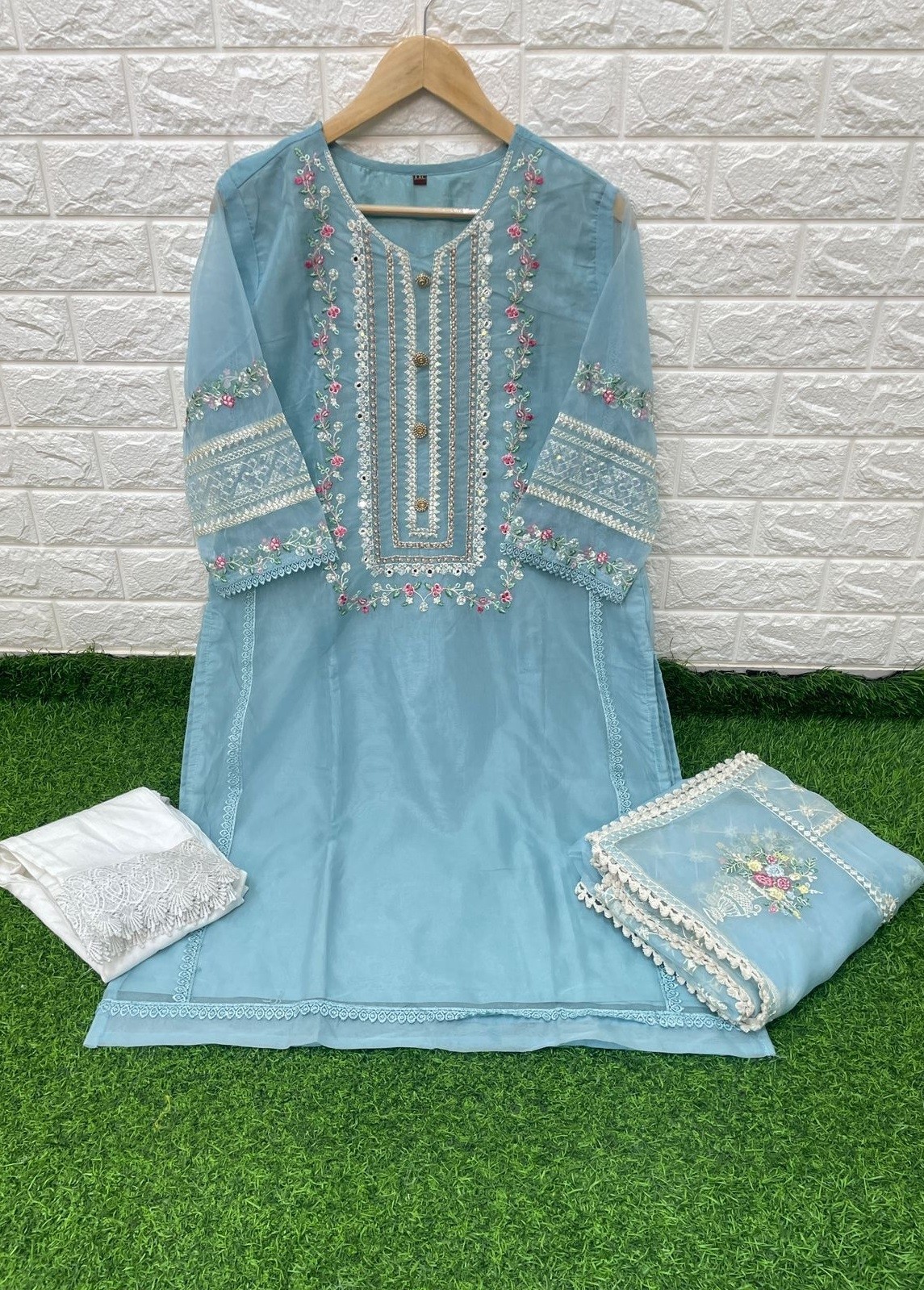 DEEPSY SUITS D 219 NEW COLLECTION PAKISTANI KURTIS ONLINE