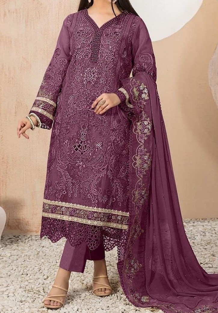 NOOR JAHAN NJ 57 A SUPPLIER WHOLESALE PAKISTANI SUITS BUY SURAT