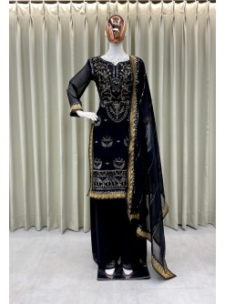 BE 300 READYMADE PAKISTANI SUITS 