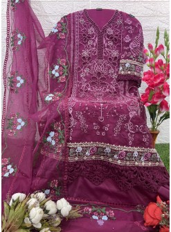 NOOR JAHAN NJ 57 A SUPPLIER WHOLESALE PAKISTANI SUITS BUY SURAT