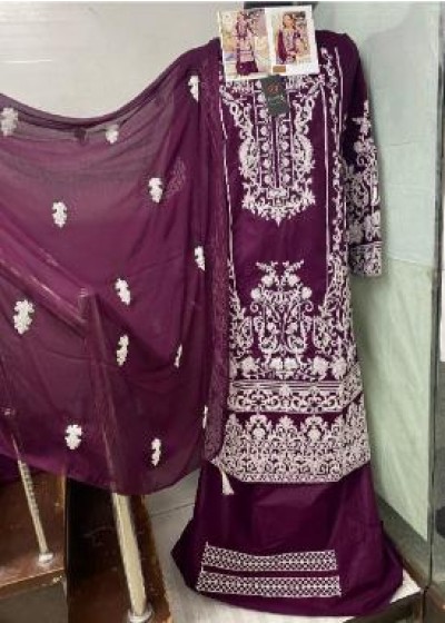 HOOR TEX 21022 B PAKISTANI SUITS LIMITED STOCK IN SURAT